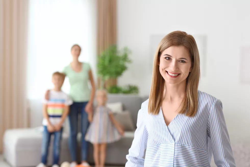 mother-leaving-her-children-with-nanny-home