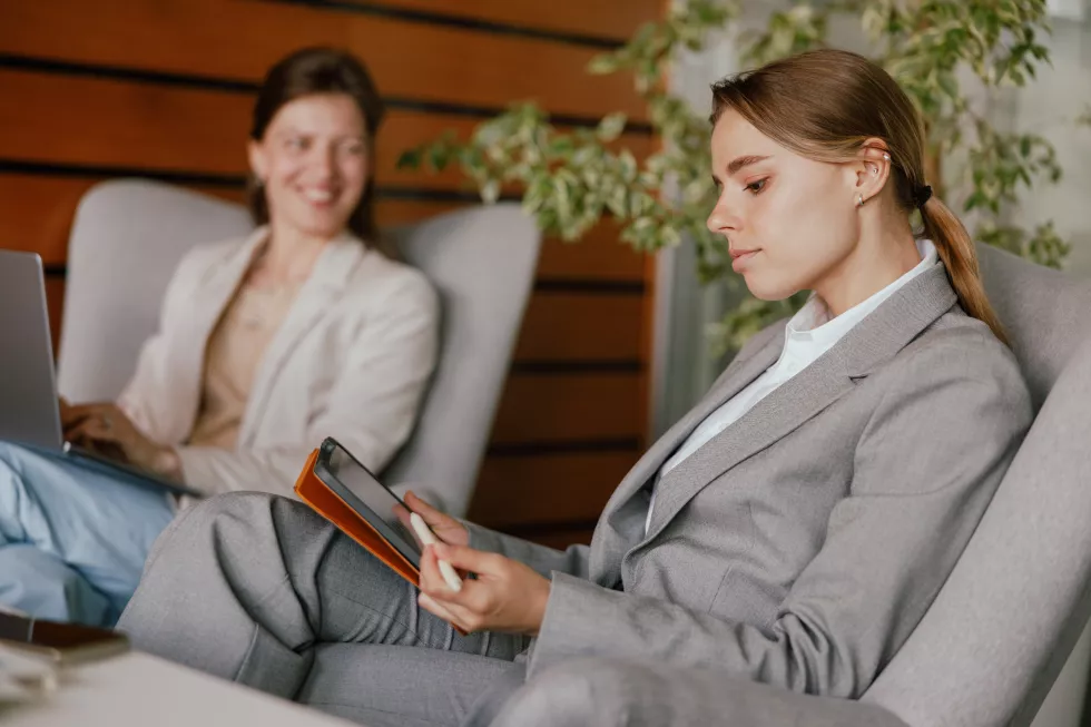 business-meeting-emphasis-focus-collaboration-todays-modern-workplace-environment