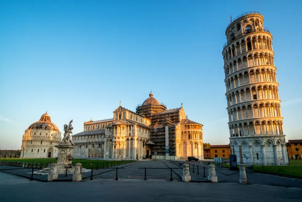 leaning-tower-pisa-pisa-italy