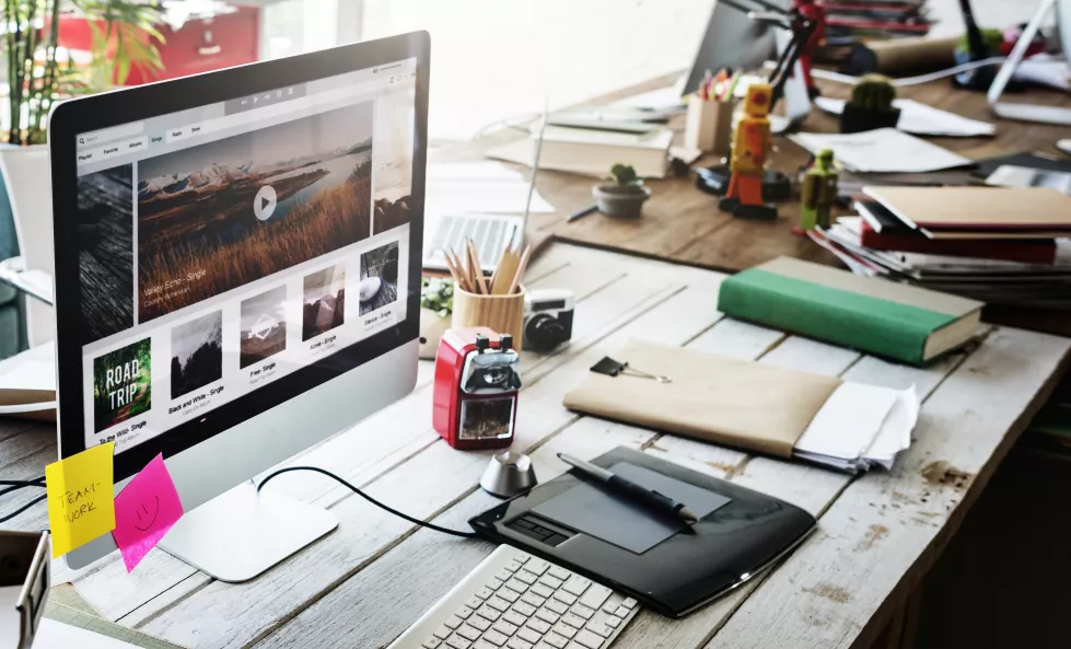 workplace-startup-business-management-planning-concept