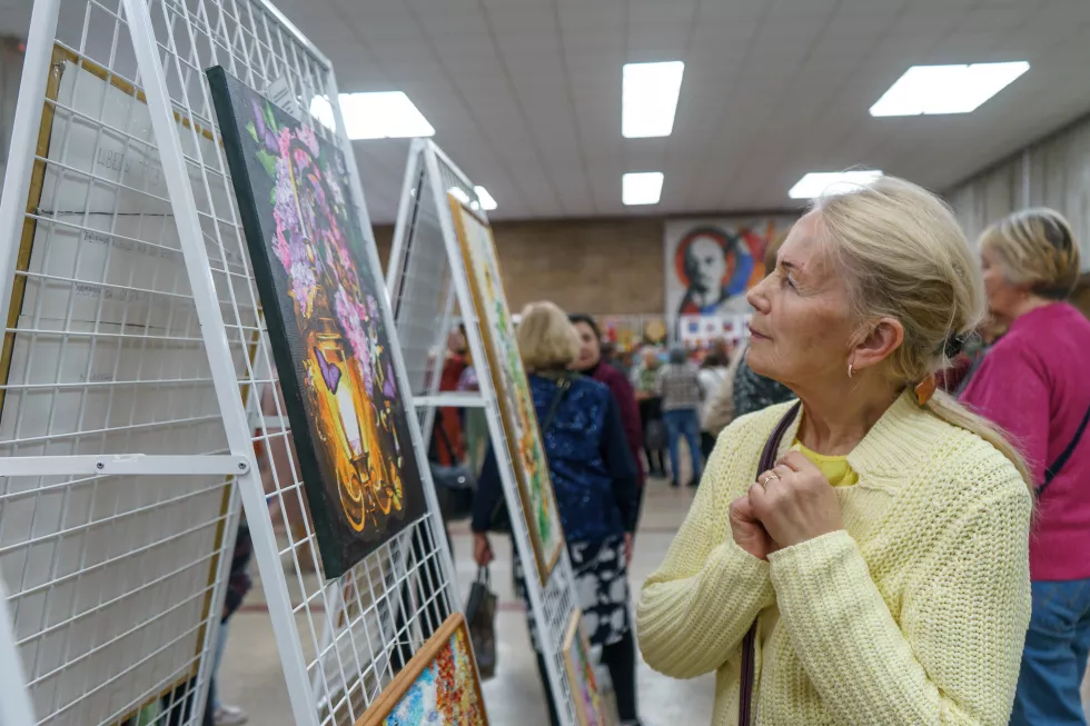 russia-gatchina-october-14-2022-elderly-woman-handmade-exhibition