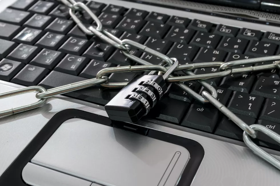 locked-notebook-with-key-chain