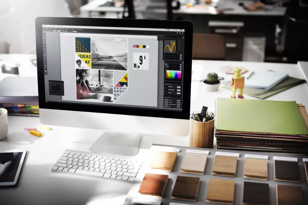 design-studio-creativity-ideas-wood-palette-decoration-concept