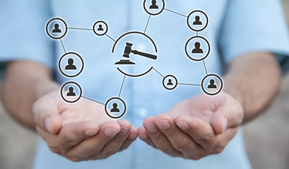 judge-gavel-with-human-icons-human-rights