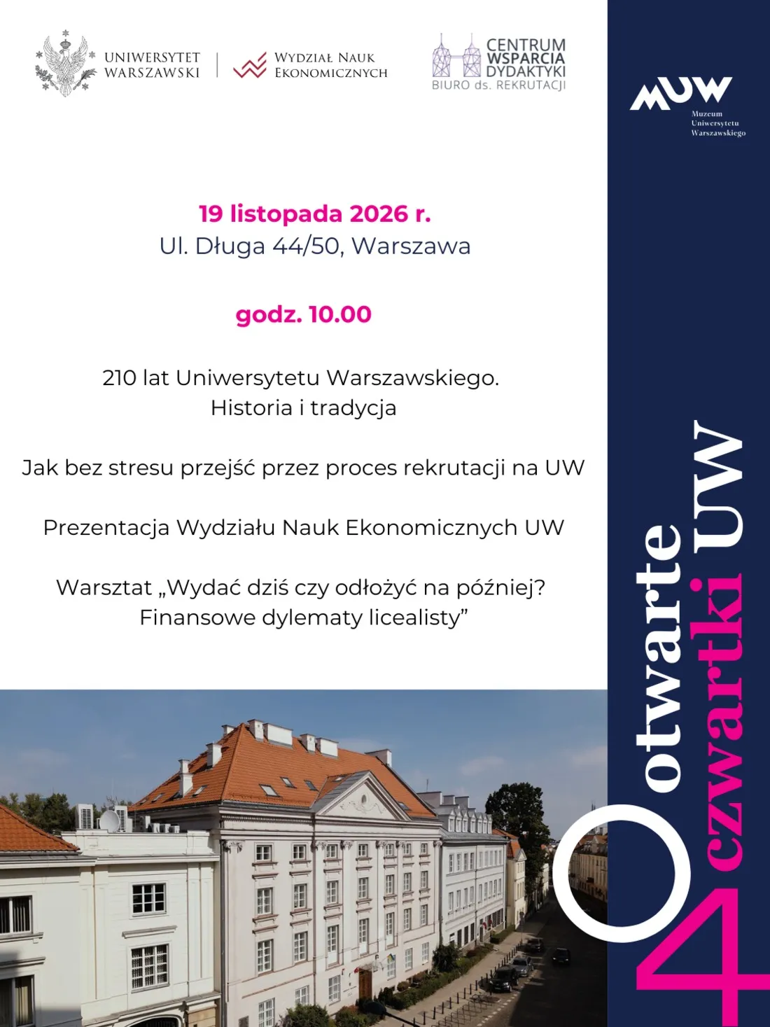Uczniowie w auli podczas Otwartych Czwartków na Uniwersytecie Warszawskim