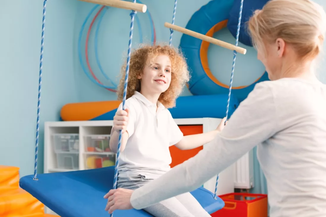 zmysly-ktore-mowia-wiecej-niz-myslisz-poznaj-integracje-sensoryczna-i-tyflopedagogike2