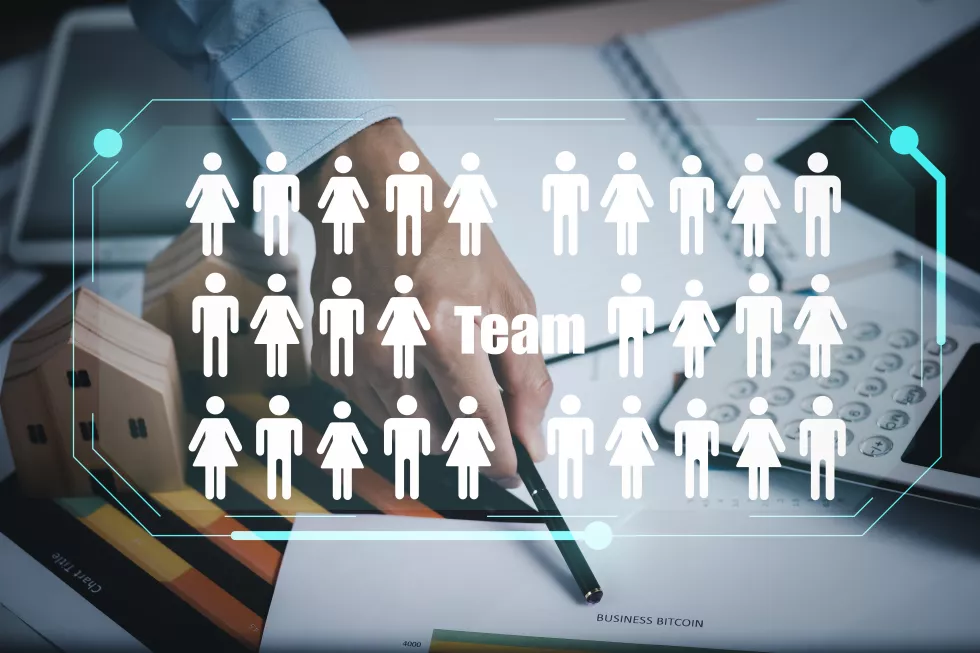 businessman-hand-hold-graph-human-people-icon-white-backgroundtechnology-process-system-business-with-recruitment-hiring-team-building-organisation-structure-teamworks