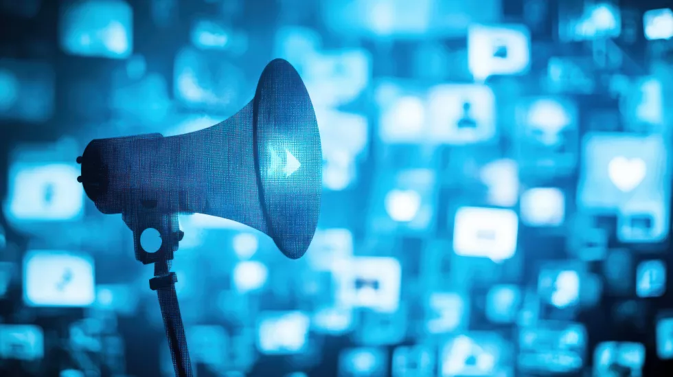 digital-platform-implementing-content-moderation-policies-showcasing-balance-free-speech-responsible-communication